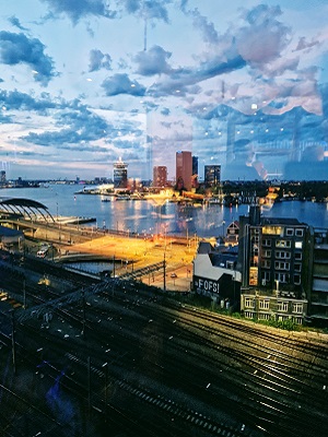 LuminAir Skybar Amsterdam uitzicht
