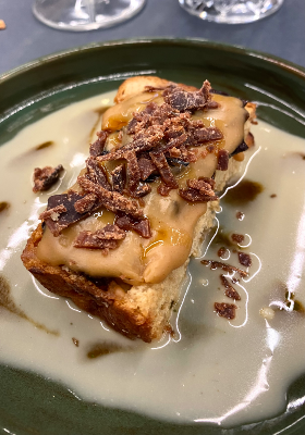 brioche met bananenschil bij Thuisbasis