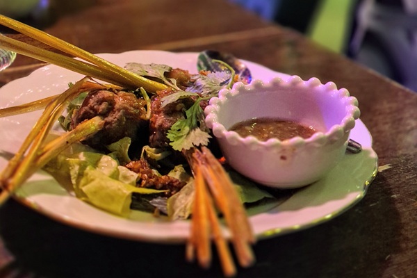 Boi Boi Amsterdam Thais Laotiaans restaurant dappermarkt c